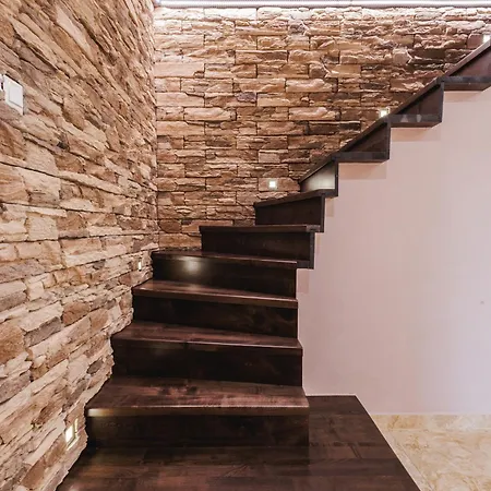 Villa Dom V Strani *