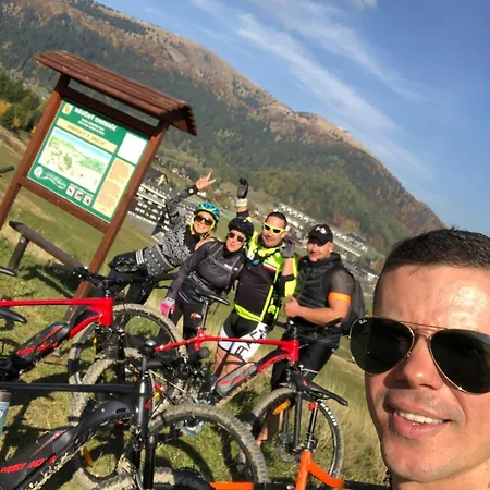 Dom V Strani * Poniky