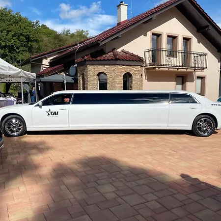 Villa Dom V Stráni *