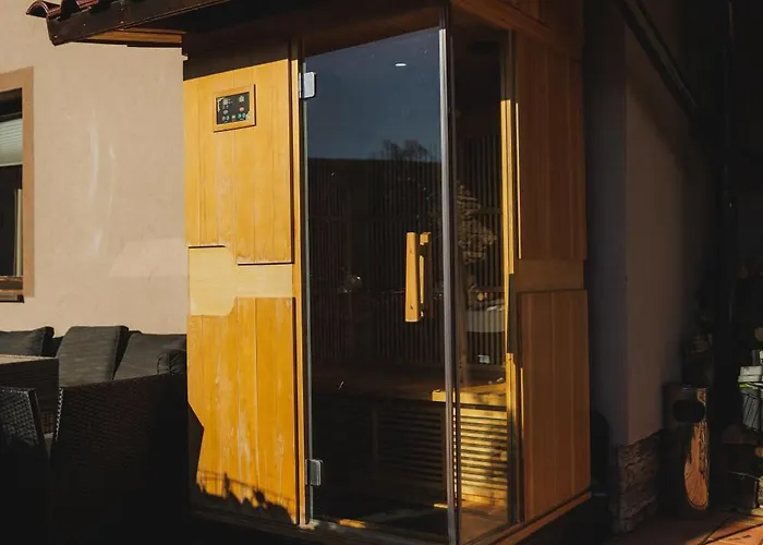 Dom V Strani Вилла Poniky